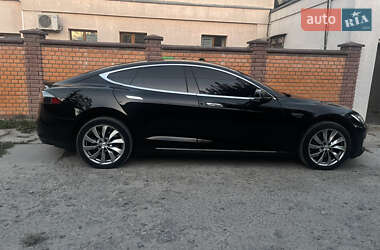 Tesla Model S  2013