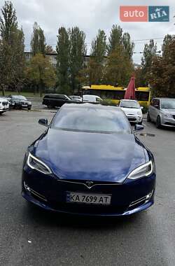 Tesla Model S 2018