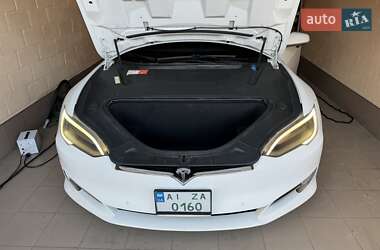 Лифтбек Tesla Model S 2016 в Белой Церкви
