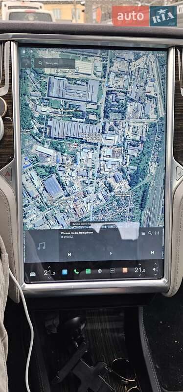 Ліфтбек Tesla Model S 2015 в Житомирі