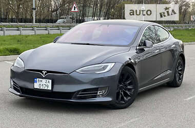 Лифтбек Tesla Model S 2018 в Сумах
