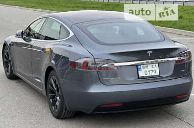 Лифтбек Tesla Model S 2018 в Сумах