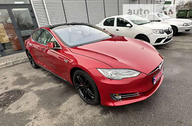 Tesla Model S  2015