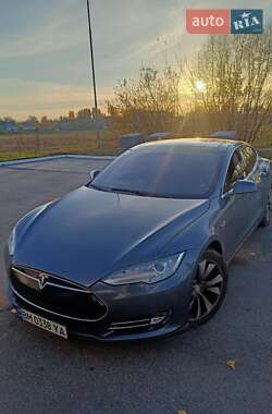 Tesla Model S  2014