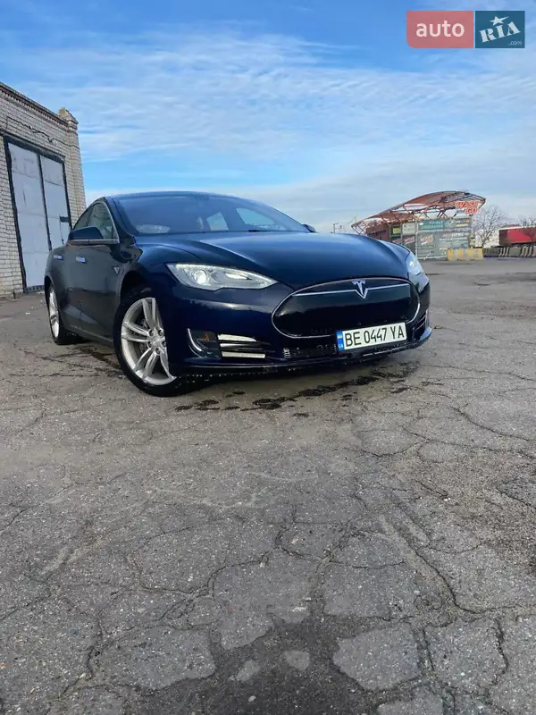 Tesla Model S