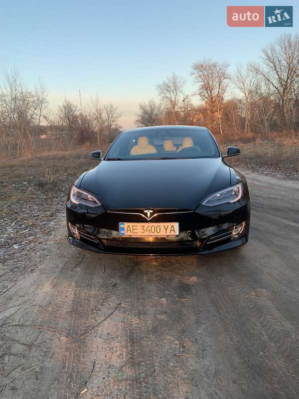 Ліфтбек Tesla Model S 2019 в Кам'янському фото 3 Ліфтбек Tesla Model S 2019 в Кам'янському
