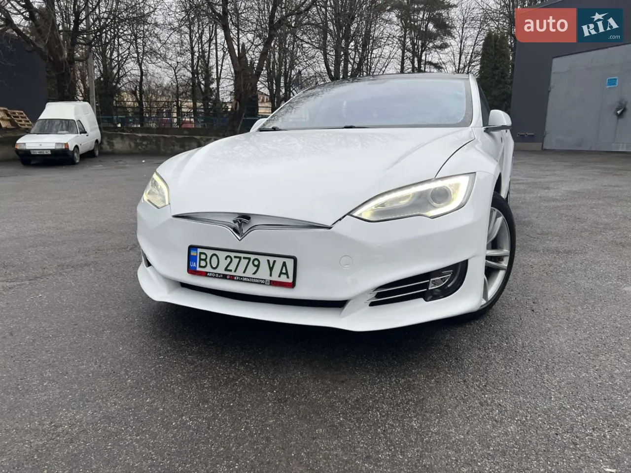2014 Tesla Model S - мініатюра 2
