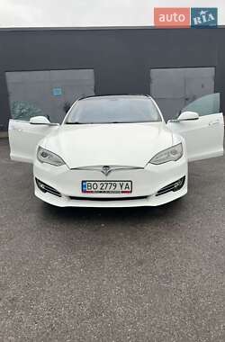 Ліфтбек Tesla Model S 2014 в Тернополі