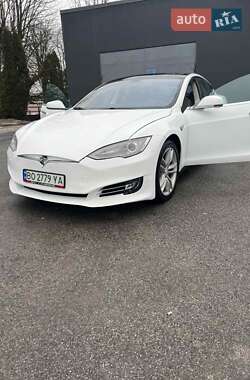 Ліфтбек Tesla Model S 2014 в Тернополі