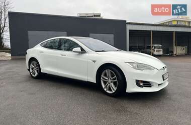Ліфтбек Tesla Model S 2014 в Тернополі