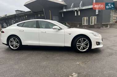 Ліфтбек Tesla Model S 2014 в Тернополі