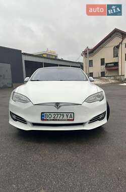 Ліфтбек Tesla Model S 2014 в Тернополі