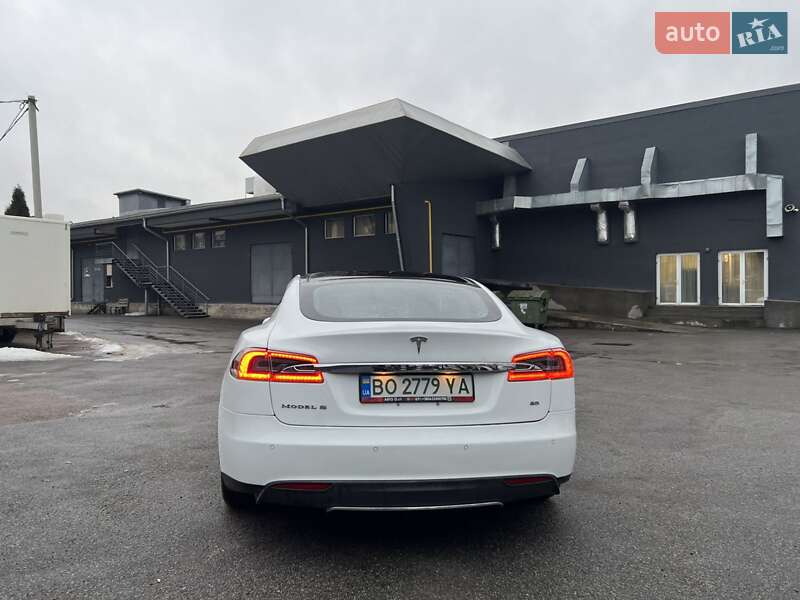Ліфтбек Tesla Model S 2014 в Тернополі