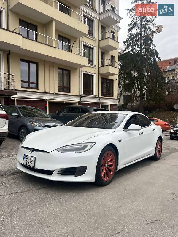 Ліфтбек Tesla Model S 2016 в Львові фото Ліфтбек Tesla Model S 2016 в Львові