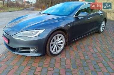 Tesla Model S  2017
