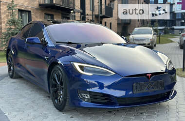 Tesla Model S  2016