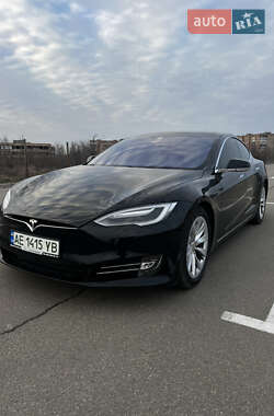 Tesla Model S  2016