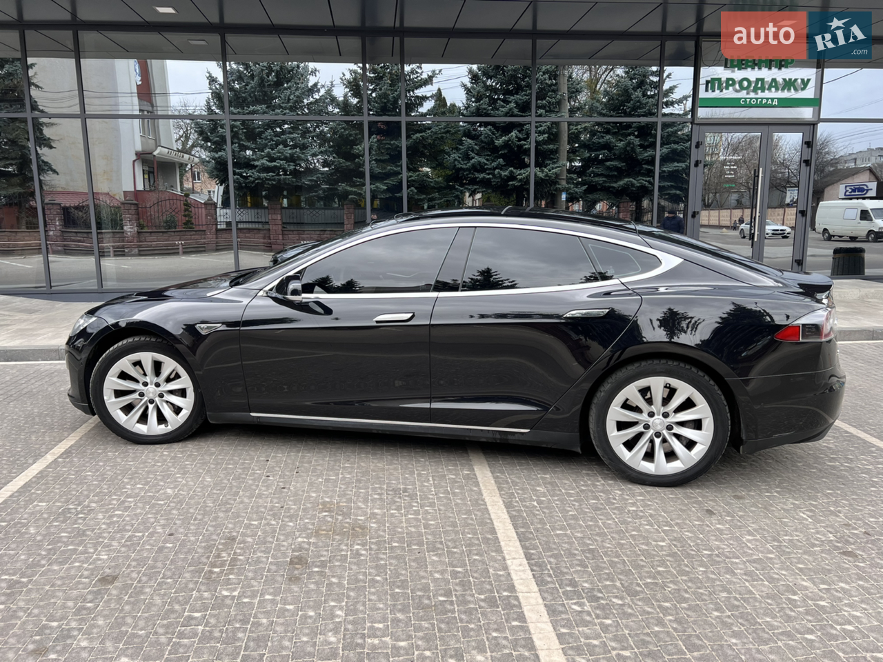2015 Tesla Model S - мініатюра 4