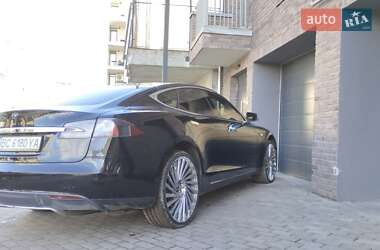 Лифтбек Tesla Model S 2013 в Львове