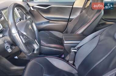 Лифтбек Tesla Model S 2013 в Львове