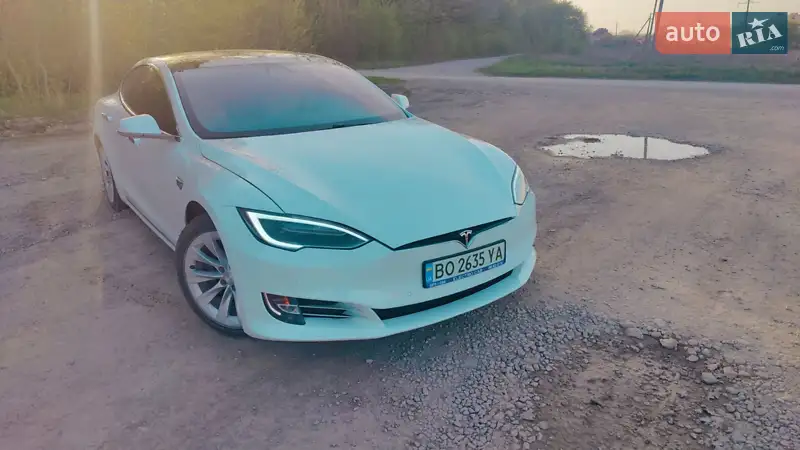 Tesla Model S