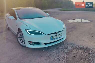 Tesla Model S  2016