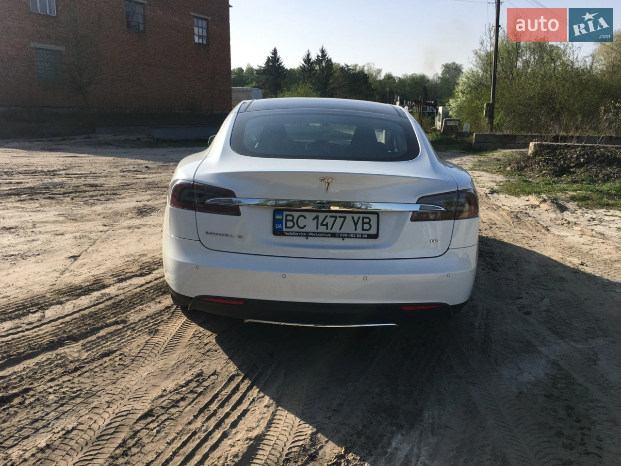 2014 Tesla Model S - мініатюра 5