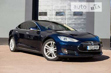 Tesla Model S  2014