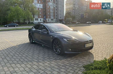 Tesla Model S  2017