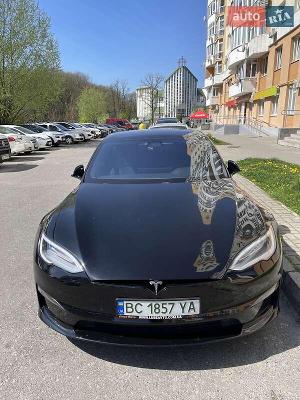 Лифтбек Tesla Model S 2021 в Львове