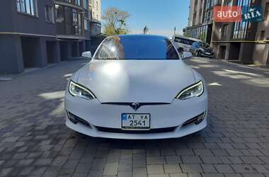 Tesla Model S 2016