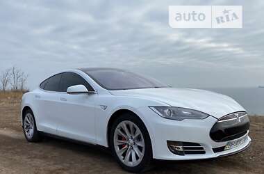 Tesla Model S  2014
