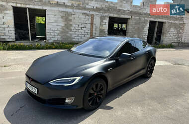 Tesla Model S  2013
