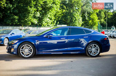 Tesla Model S  2018