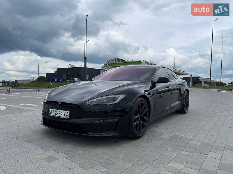 Tesla Model S 2022