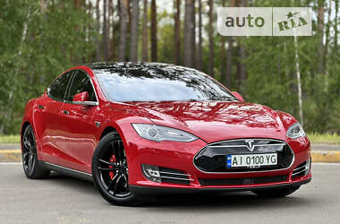 Tesla Model S  2015