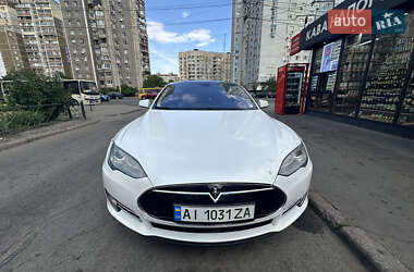 Tesla Model S  2013