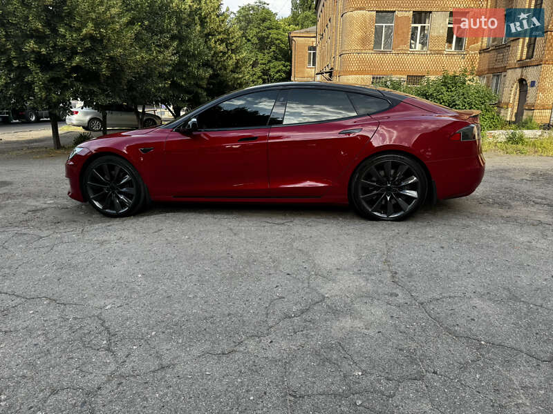 Лифтбек Tesla Model S 2019 в Днепре