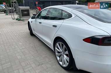 Лифтбек Tesla Model S 2017 в Запорожье