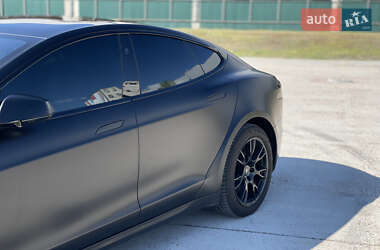 Лифтбек Tesla Model S 2021 в Киеве