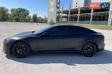 Лифтбек Tesla Model S 2021 в Киеве