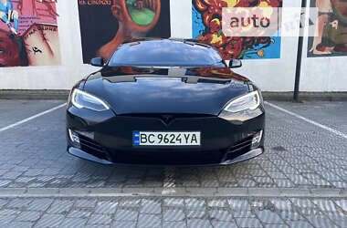 Tesla Model S 2018