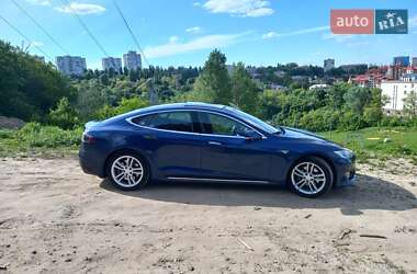 Tesla Model S  2016