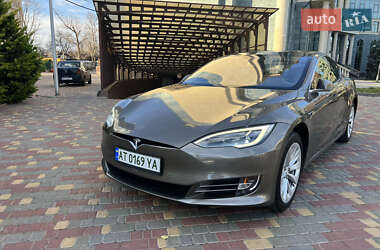 Tesla Model S  2016
