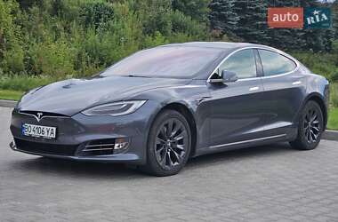 Tesla Model S  2018