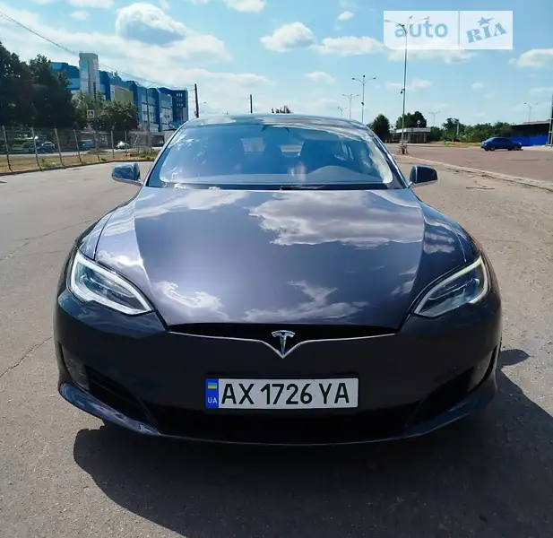 Tesla Model S