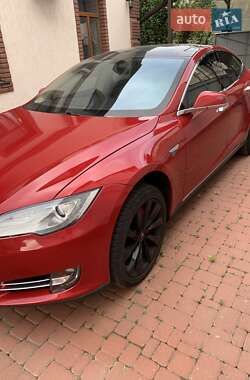 Tesla Model S 2013