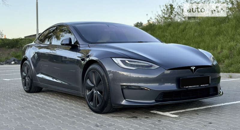 Tesla Model S