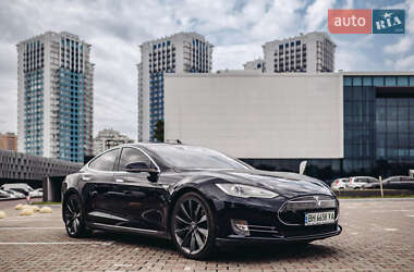 Tesla Model S  2013