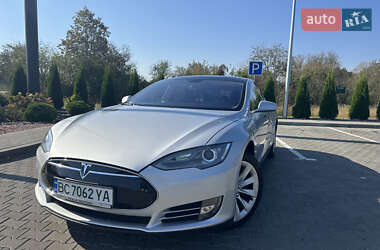 Tesla Model S  2013